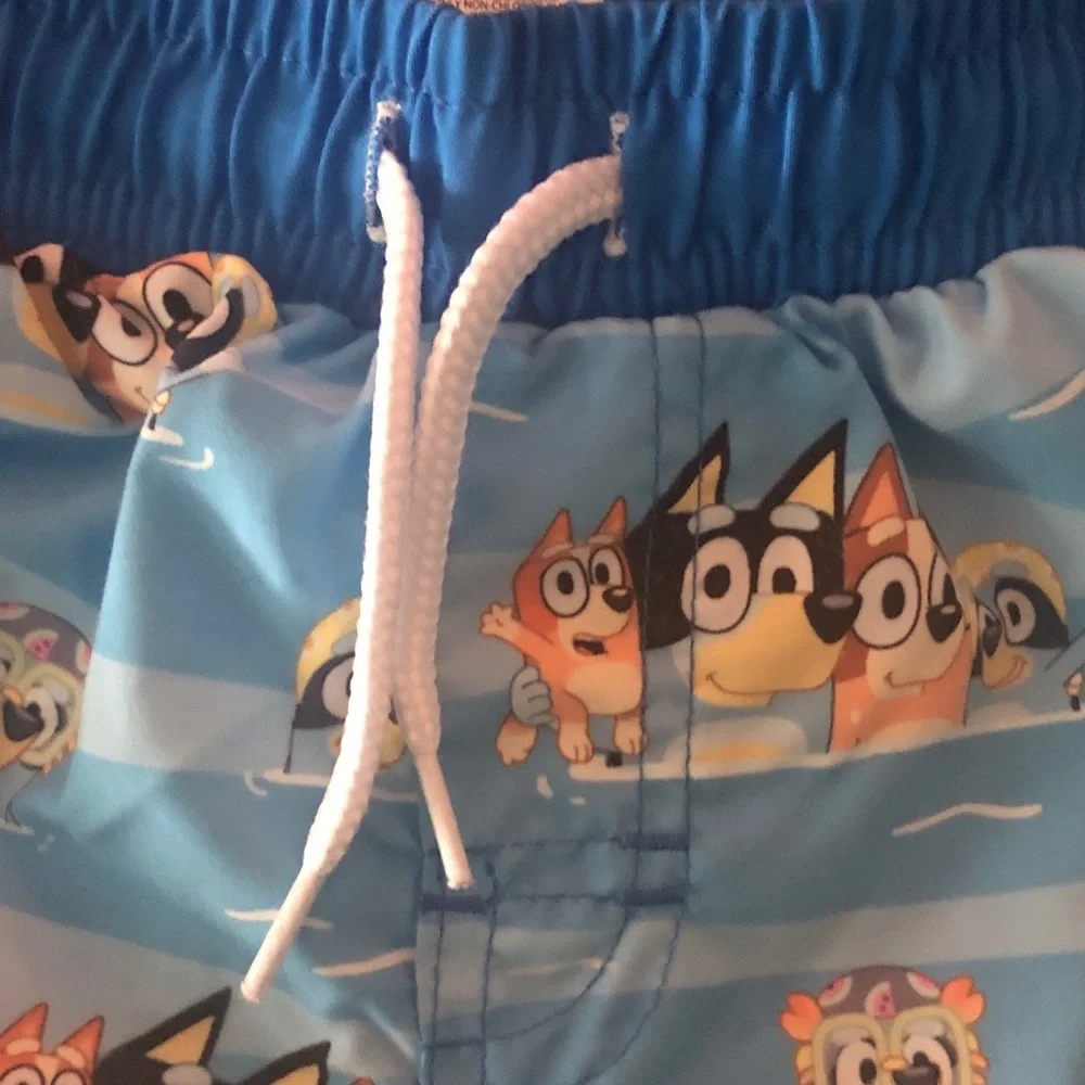 👰🏻‍♀️ Bluey 2T Long Sleeve Swim Top & Swim Trunks